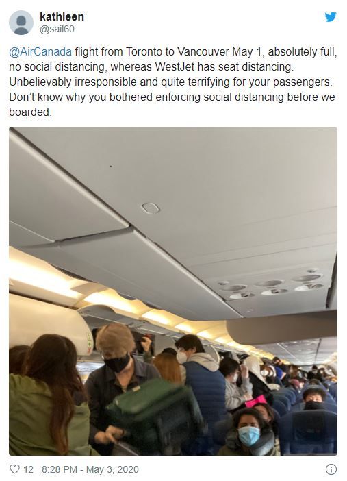 网友实拍多伦多航班，人挤人！不测体温！