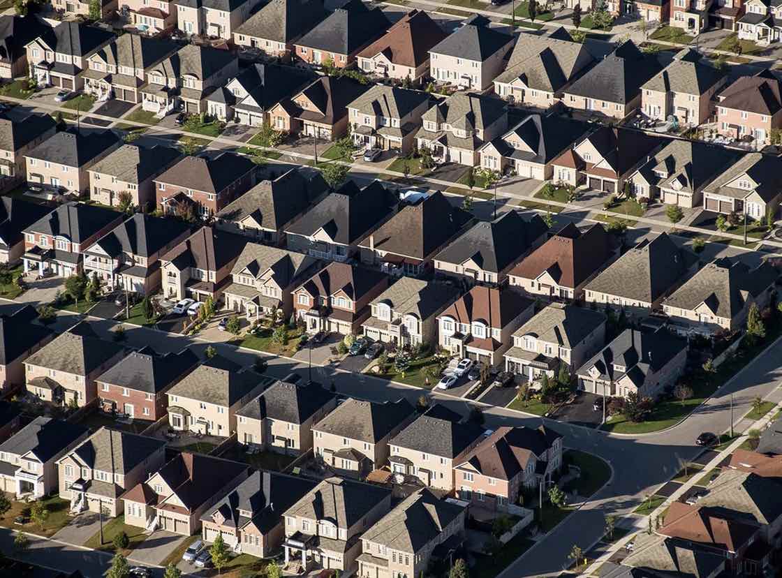 RBC报告最差住房负担可负担性：加拿大家庭需要拿出62.7%收入支付房贷，